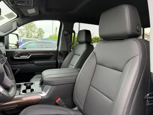 2026 Chevrolet Silverado 2500HD Crew Cab, Standard Bed, LT, 4WD