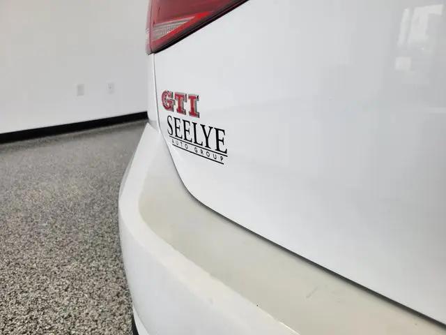 2021 Volkswagen Golf GTI 2.0T S