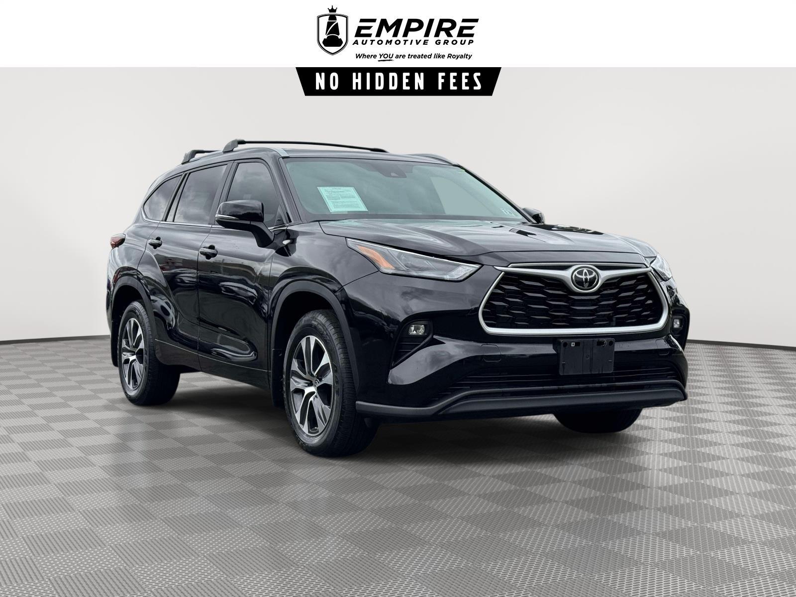 Midnight Black Metallic 2024 Toyota Highlander SUV / Crossover All-Wheel Drive Automatic