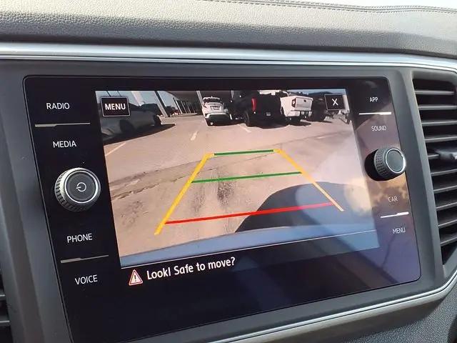 2018 Volkswagen Atlas 2.0T SE w/Technology