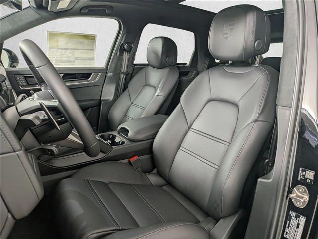 2026 Porsche Cayenne E-Hybrid Turbo