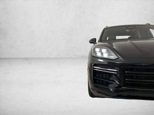 2026 Porsche Cayenne E-Hybrid Turbo