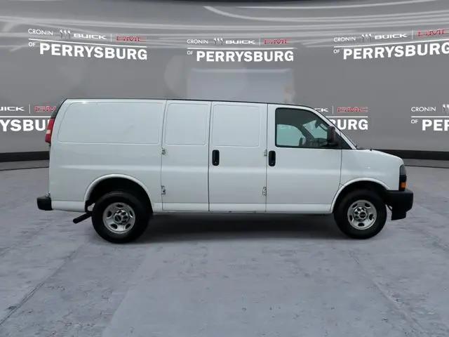 2019 GMC Savana 2500 Work Van