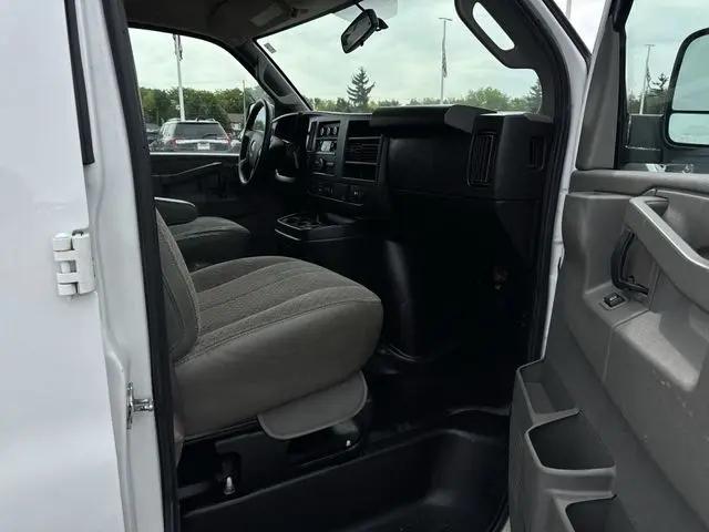 2019 GMC Savana 2500 Work Van