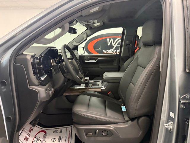 2026 Chevrolet Silverado 1500 4WD Crew Cab Short Bed RST