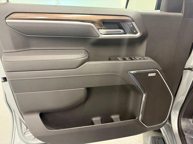 2026 Chevrolet Silverado 1500 4WD Crew Cab Short Bed RST