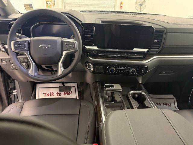 2026 Chevrolet Silverado 1500 4WD Crew Cab Short Bed RST