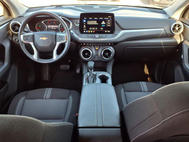 2025 Chevrolet Blazer AWD 2LT