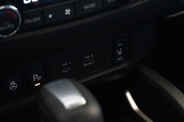 2024 Nissan Frontier King Cab SV 4x2