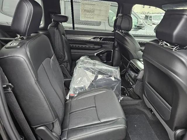 2026 Jeep Grand Wagoneer Limited Altitude 4x4