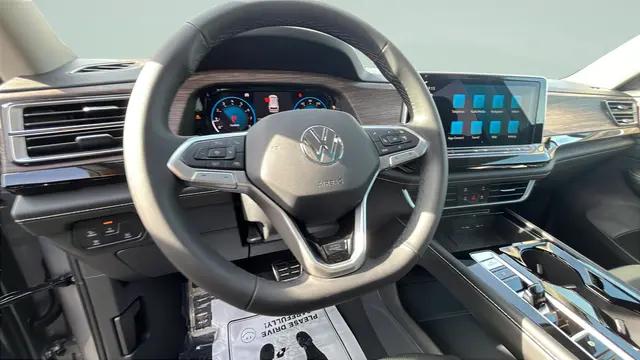 2026 Volkswagen Atlas SEL Premium R-Line