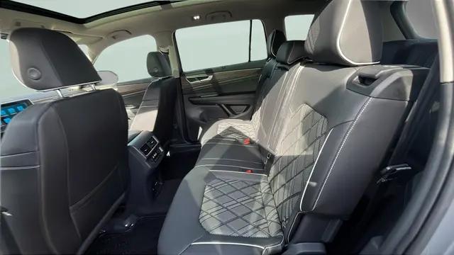 2026 Volkswagen Atlas SEL Premium R-Line