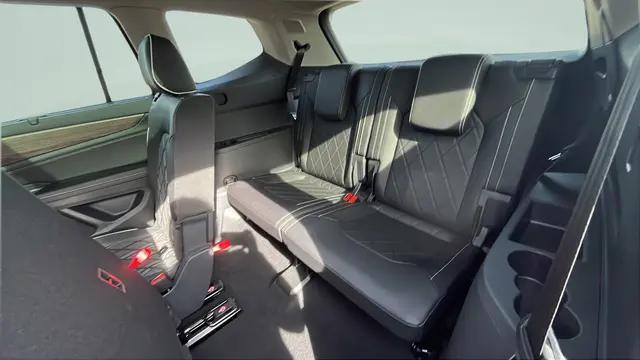 2026 Volkswagen Atlas SEL Premium R-Line
