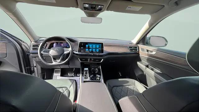 2026 Volkswagen Atlas SEL Premium R-Line