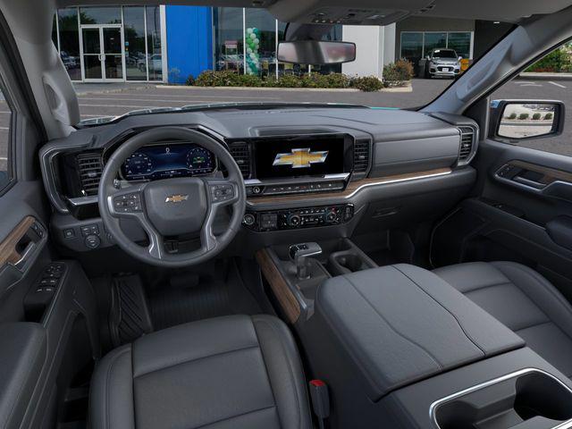 2026 Chevrolet Silverado 1500 4WD Crew Cab Standard Bed LT