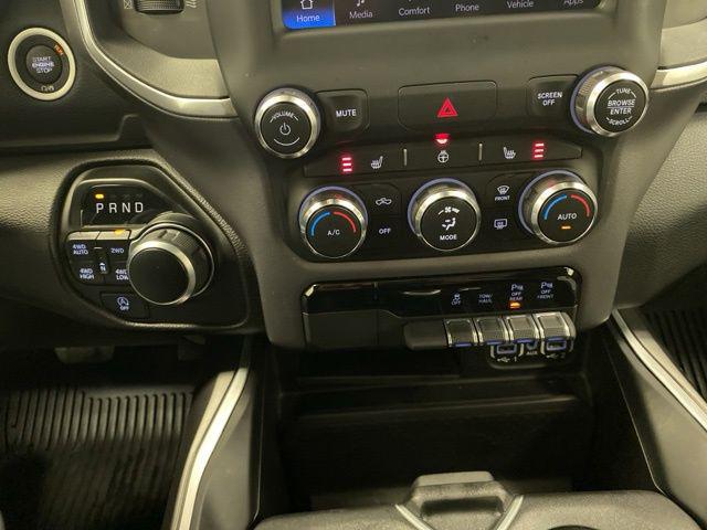 2023 Ram 1500 Big Horn Crew Cab 4x4 5'7" Box