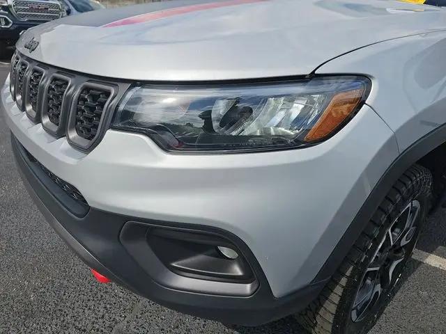 2025 Jeep Compass Trailhawk 4x4