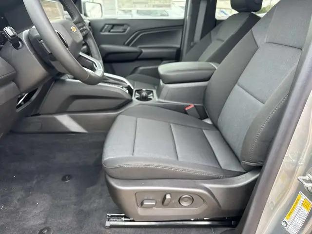 2026 Chevrolet Colorado WT, RWD