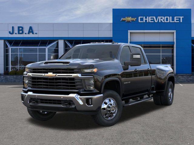 2026 Chevrolet Silverado 3500HD Crew Cab, Long Bed, LT Dual Rear Wheel, RWD