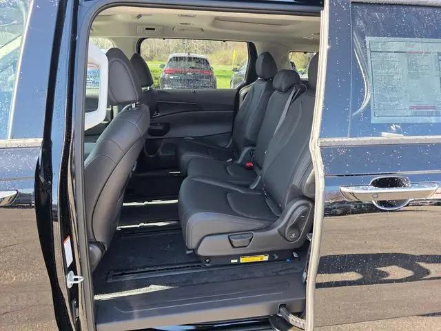 2026 Kia Carnival MPV SX
