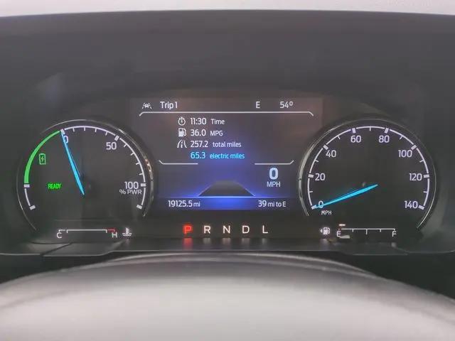 2023 Ford Maverick Lariat