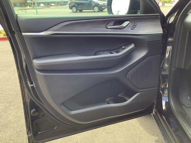 2024 Jeep Grand Cherokee Limited 4x2
