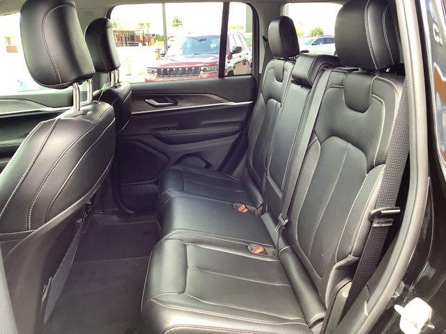 2024 Jeep Grand Cherokee Limited 4x2