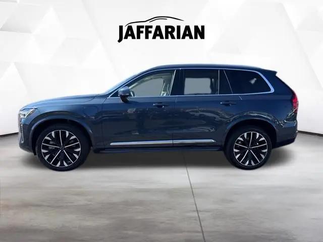 2025 Volvo XC90 Plug-In Hybrid T8 Ultra 6-Seater