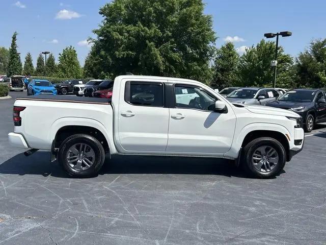 2025 Nissan Frontier Crew Cab SV 4x4