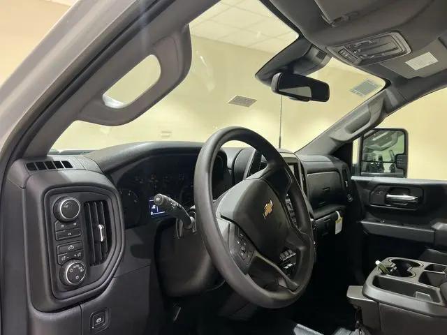 2026 Chevrolet Silverado 3500HD Crew Cab, Long Bed, WT Dual Rear Wheel, RWD