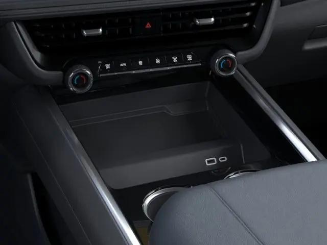 2026 Chevrolet Suburban LS, RWD
