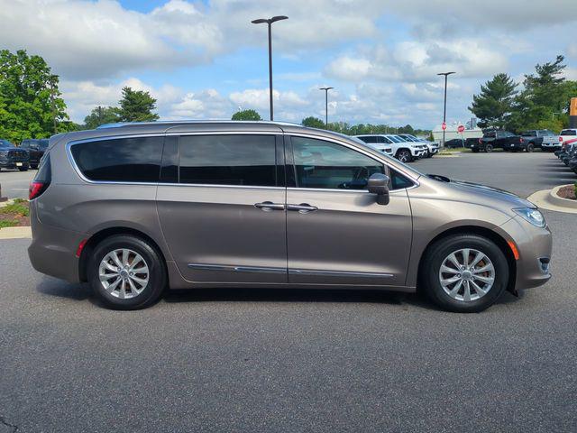 2018 Chrysler Pacifica Touring L 2018 Chrysler Pacifica Touring L