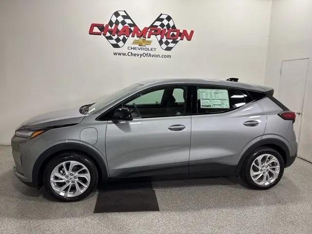 2027 Chevrolet Bolt LT FWD