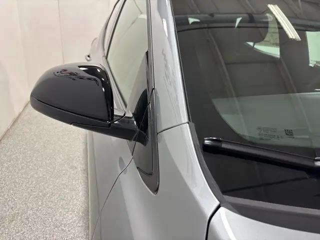 2027 Chevrolet Bolt LT FWD