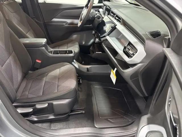 2027 Chevrolet Bolt LT FWD