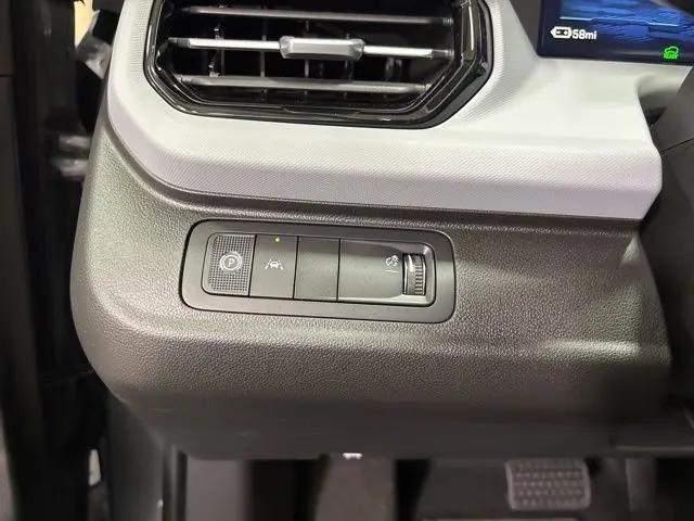 2027 Chevrolet Bolt LT FWD