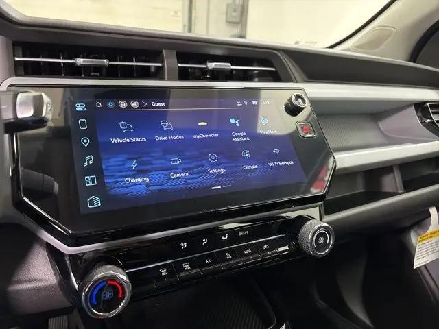 2027 Chevrolet Bolt LT FWD