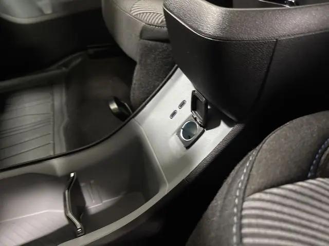 2027 Chevrolet Bolt LT FWD