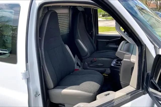 2024 GMC Savana Cargo RWD 2500 Regular Wheelbase Work Van