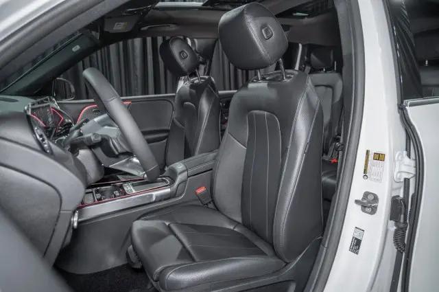 2026 Mercedes-Benz GLB 4MATIC