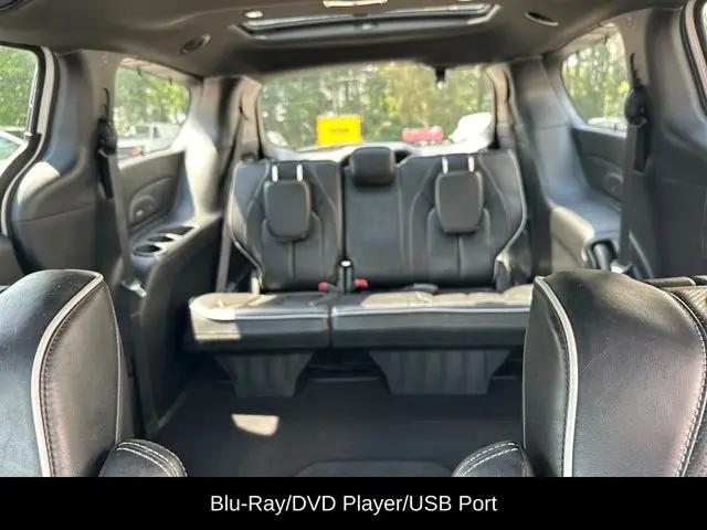 2021 Chrysler Pacifica Limited AWD