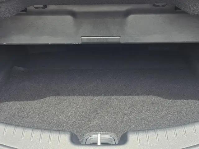 2026 Mercedes-Benz E-CLASS E 300 CLE 300