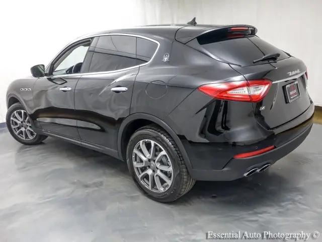 2018 Maserati Levante Standard