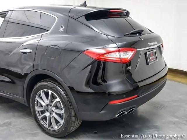 2018 Maserati Levante Standard