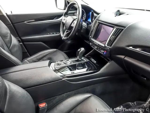 2018 Maserati Levante Standard