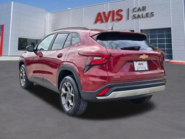2025 Chevrolet Trax FWD LT