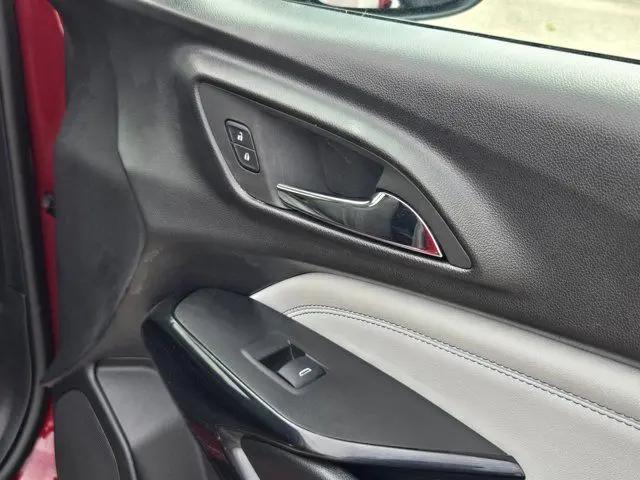 2025 Chevrolet Trax FWD LT