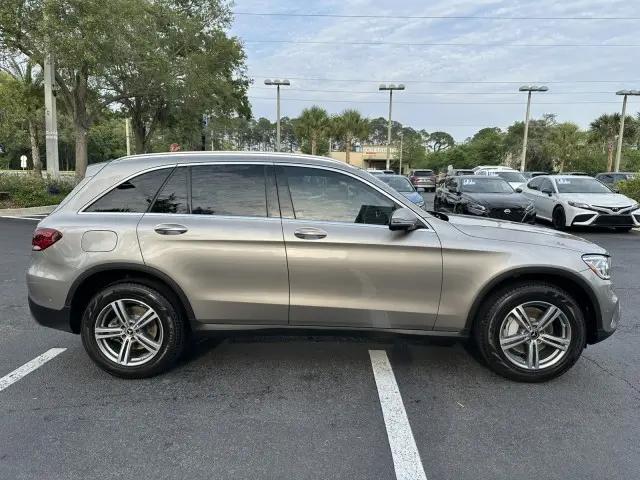 2022 Mercedes-Benz GLC SUV