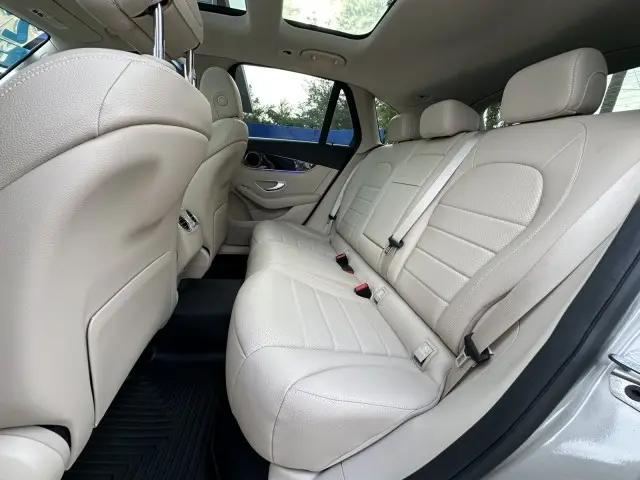 2022 Mercedes-Benz GLC SUV