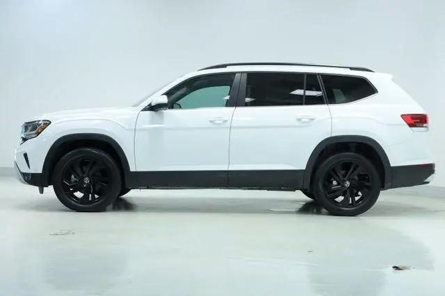 2022 Volkswagen Atlas 3.6L V6 SE w/Technology